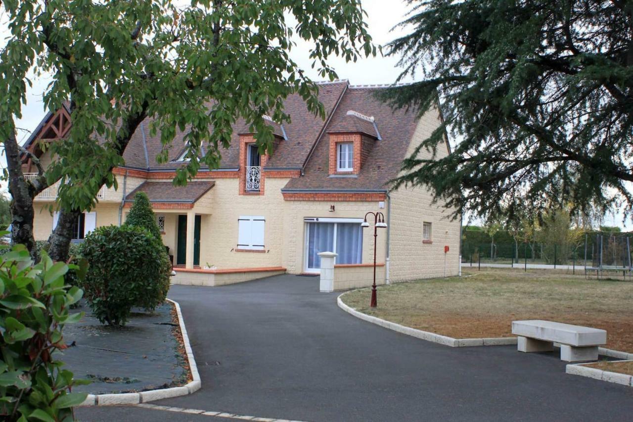 Logement Entre Chambord Et Le Zoo De Beauval Apartment Contres  Exterior foto
